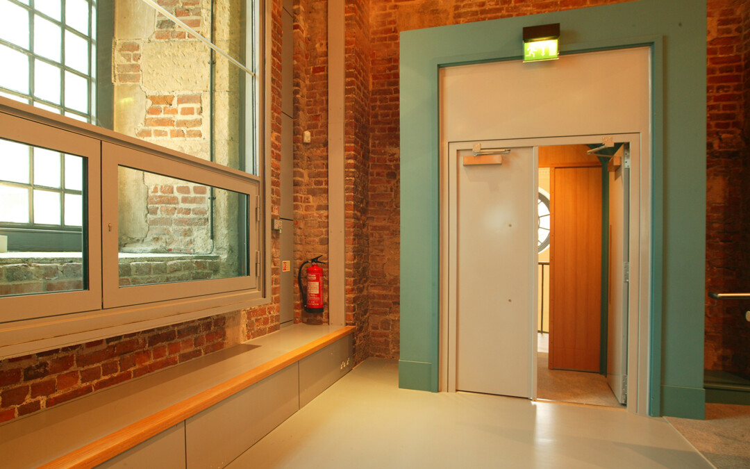 Puertas y acristalamientos acústicos