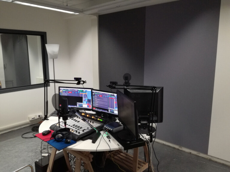 Sala-registrazione_4